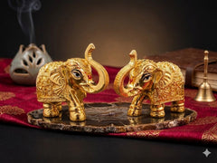Elentphant in gold colour